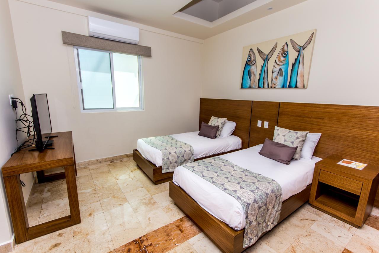 La Palma Beachfront Hotel & Club Nautico Cancún Extérieur photo